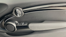 MINI Hatchback 1.5 Cooper Classic 3dr Auto Petrol Hatchback